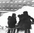 Детский хоккей в Норильске появился ещё до создания первой секции, и даже до строительства «Арктики». И создали его, можно сказать, сами дети. Норильские мальчишки всеми правдами и неправдами «просачивались» на каток стадиона «Заполярник», и сами расчищали площадки во дворах. - Северный город