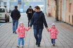 В Красноярском крае родителям двойняшек положена выплата